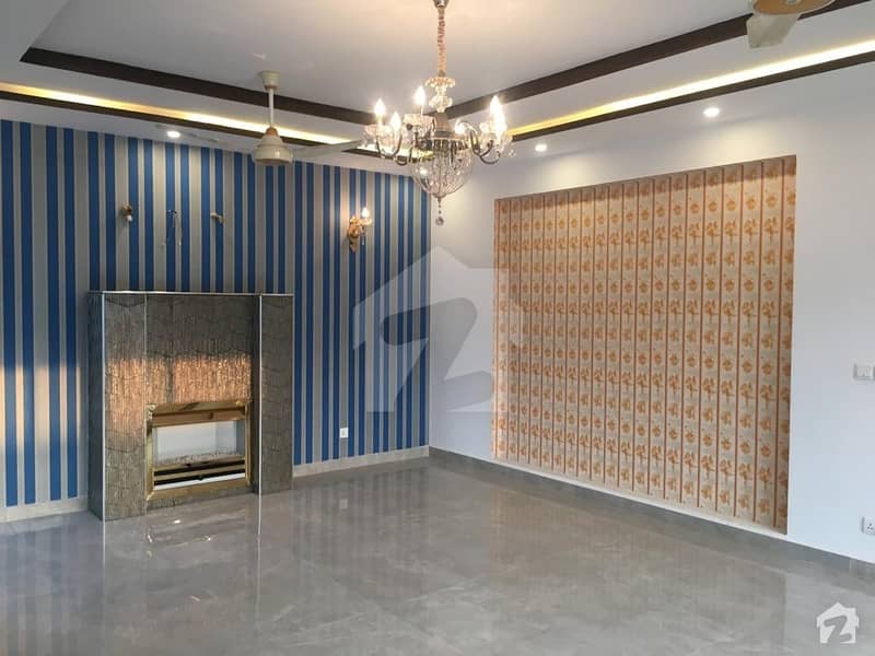 ایڈن سٹی ایڈن لاہور میں 5 کمروں کا 1 کنال مکان 4.6 کروڑ میں برائے فروخت۔
