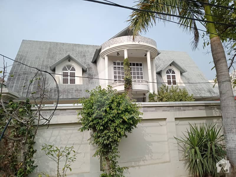 1 Kanal Bungalow Is Available For Rent At Good Location Of Dha Phase 3
