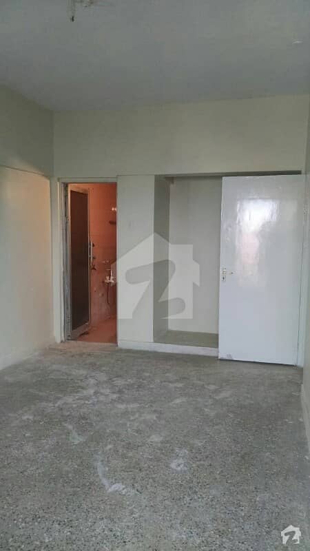 3rd Floor 3 Bed Flat In Gulshan Block 1 Available