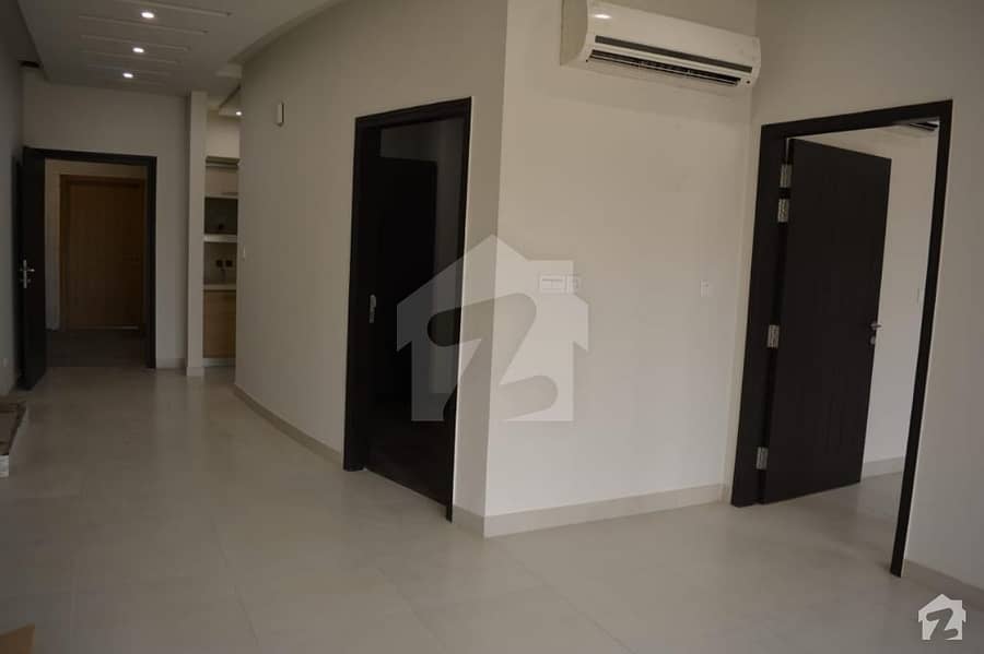 650 Square Feet Flat For Rent In G-16