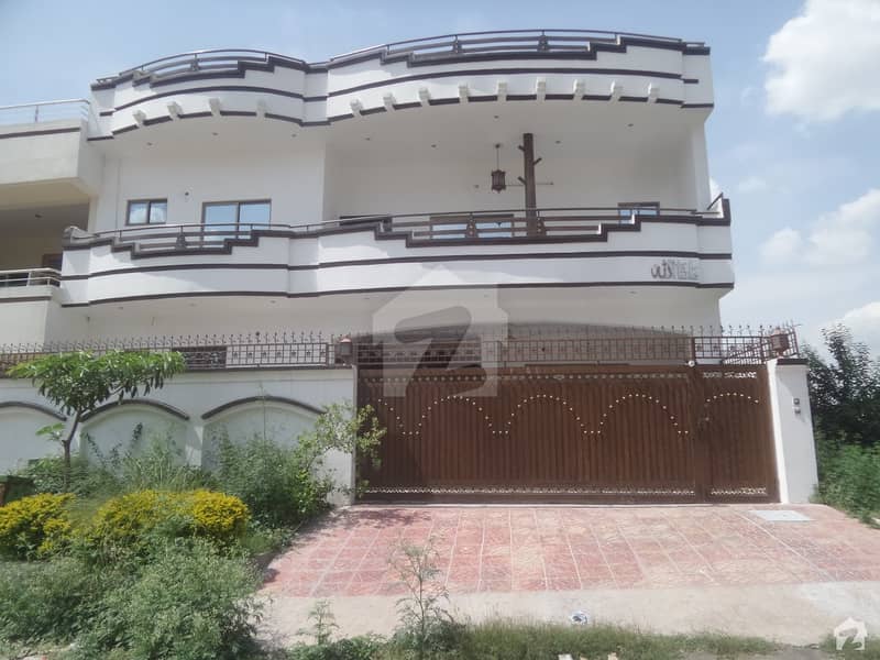 3200 Square Feet House In Central G-15 For Rent