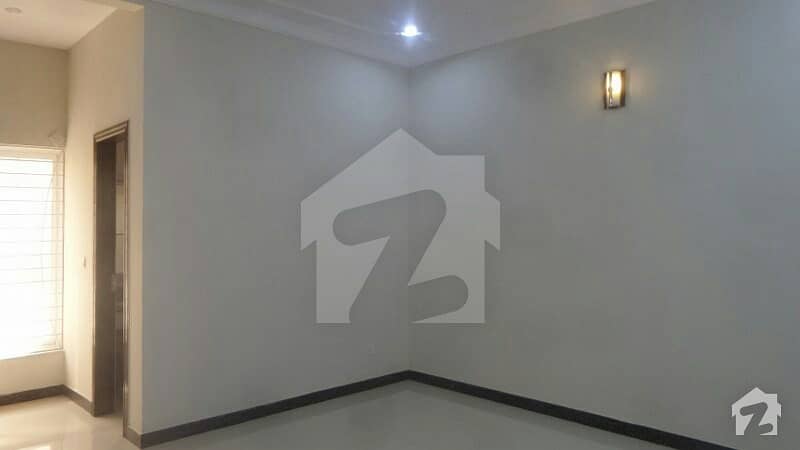 10 Marla House In Central D-12 For Rent