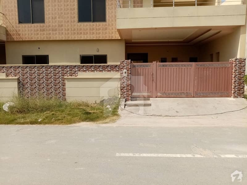 House Sized 7 Marla Is Available For Sale In Satiana Road
