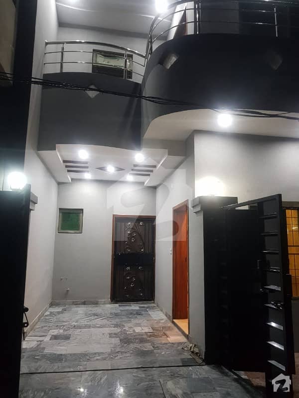 ملٹری اکاؤنٹس ہاؤسنگ سوسائٹی لاہور میں 4 کمروں کا 4 مرلہ مکان 85 لاکھ میں برائے فروخت۔