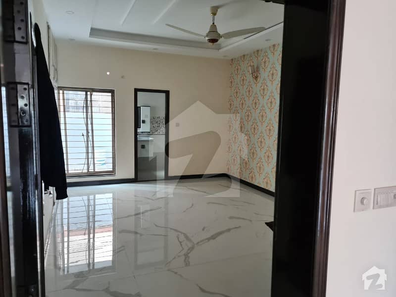 10 Marla Upper Portion Available For Rent With Ac Bedroom