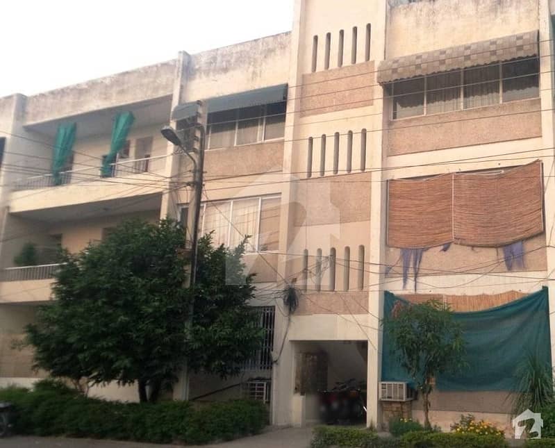 عسکری 7 راولپنڈی میں 3 کمروں کا 10 مرلہ فلیٹ 1.25 کروڑ میں برائے فروخت۔