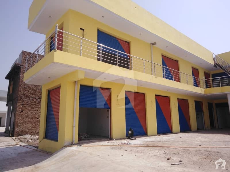 220 Square Feet Shop In Pakha Ghulam Is Available