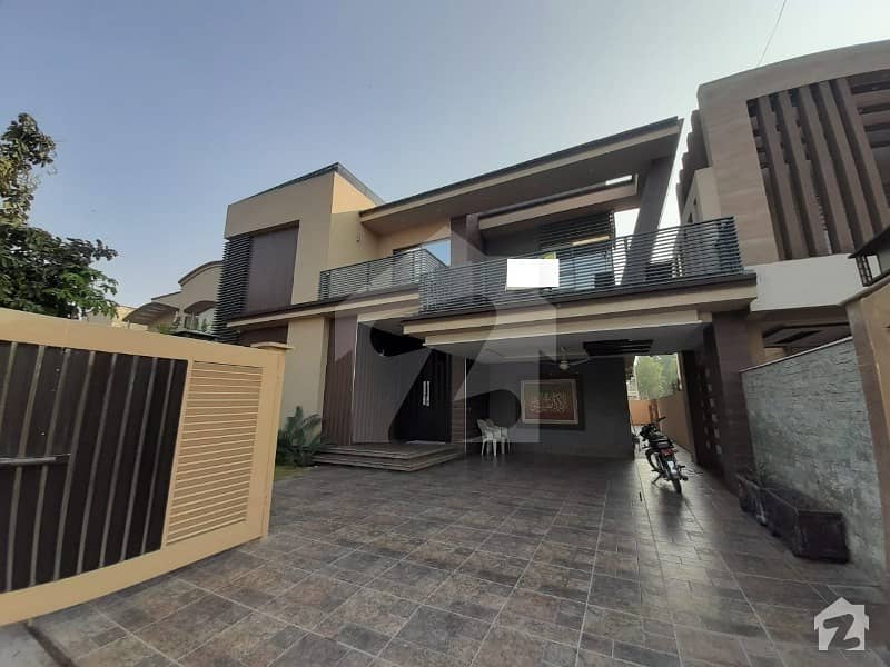 1 Kanal Modern Luxury House For Sale At Super Hot Location Nearby Commercial Market In Bahria Town Lahore