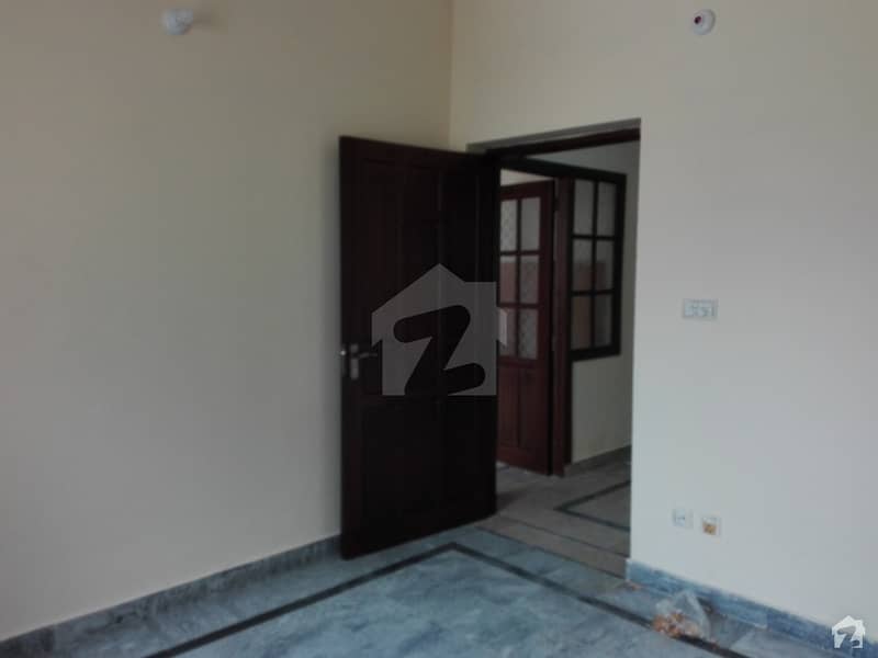 Buy A 5 Marla Lower Portion For Rent In Pakistan Town