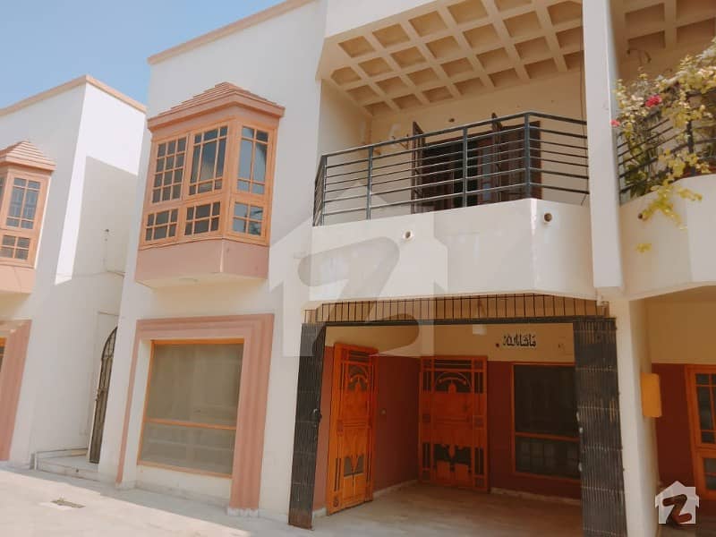 4 Bed Room Town House Only For Ismaili Community