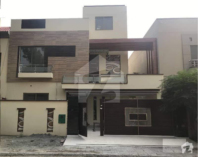 10 Marla Brand New Modern House In Jasmine Block Bahria Town Lahore