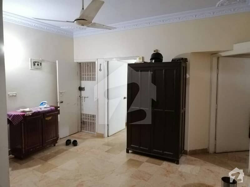 1400  Square Feet Flat In University Road Best Option