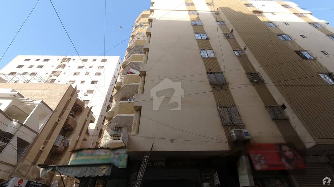 گلستانِِ جوہر ۔ بلاک 14 گلستانِ جوہر کراچی میں 2 کمروں کا 3 مرلہ فلیٹ 54 لاکھ میں برائے فروخت۔