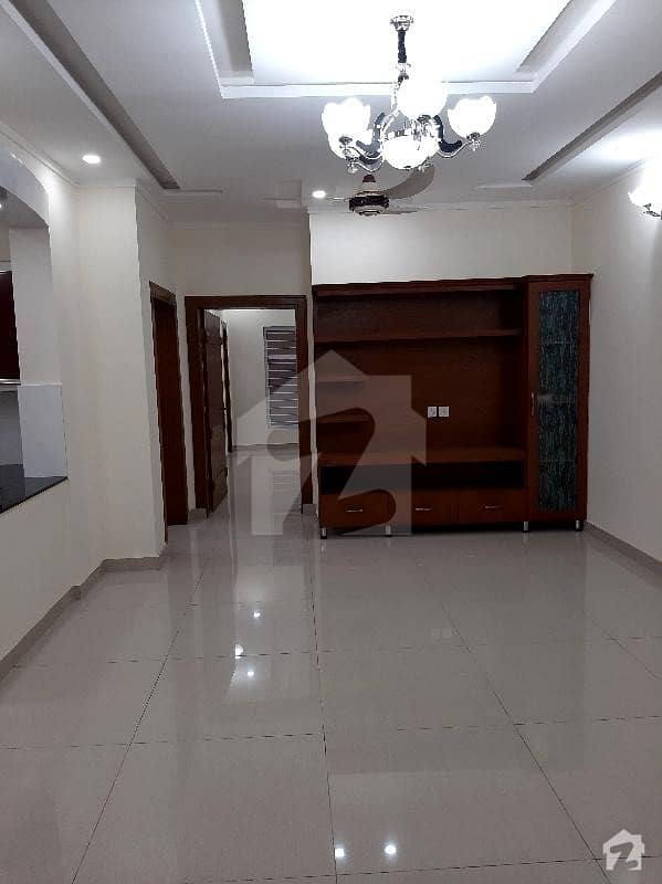 10 MARLA DOUBLE UNIT HOUSE FOR SALE IN PHASE 3