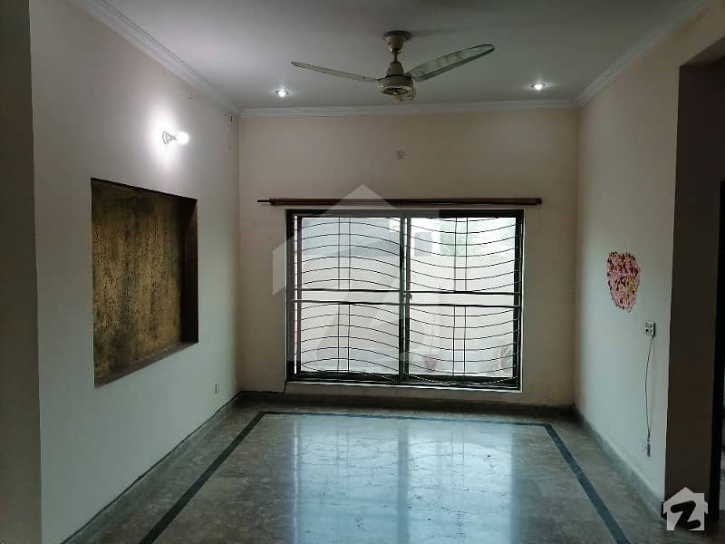 این ایف سی 1 - بلاک سی (این ای) این ایف سی 1 لاہور میں 2 کمروں کا 10 مرلہ زیریں پورشن 33 ہزار میں کرایہ پر دستیاب ہے۔