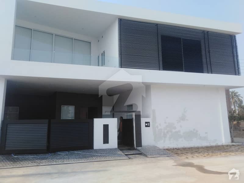 Jhangi Wala Road House Sized 8 Marla Is Available