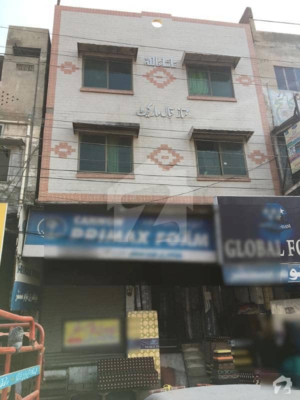 کوتوالی روڈ فیصل آباد میں 9 کمروں کا 4 مرلہ عمارت 30 کروڑ میں برائے فروخت۔