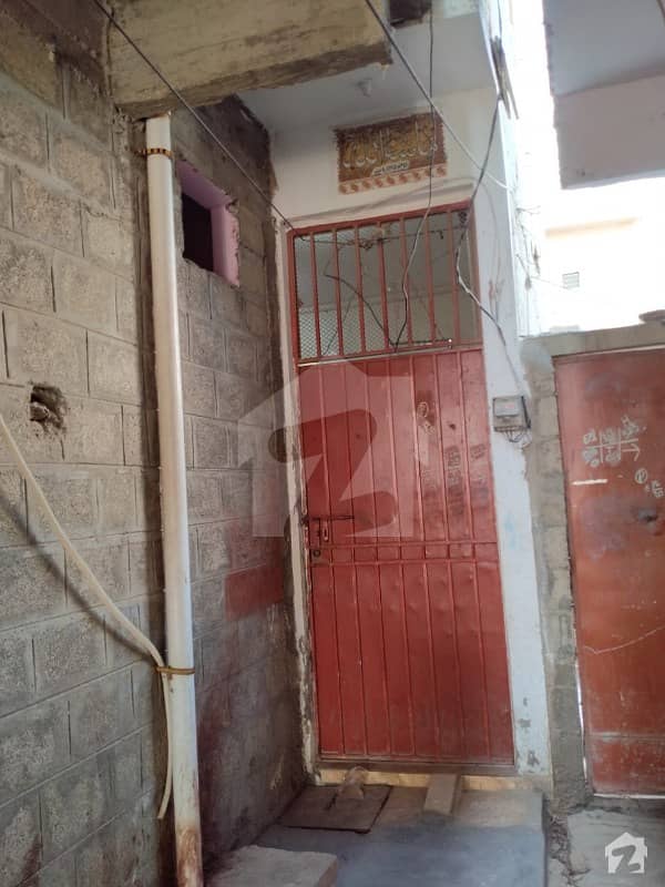 پی اینڈ ٹی ہاؤسنگ سوسائٹی کورنگی کراچی میں 4 کمروں کا 3 مرلہ مکان 80 لاکھ میں برائے فروخت۔