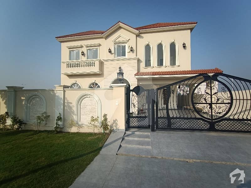 01 Kanal Luxury Brand New House For Sale In DHA Phase 7
