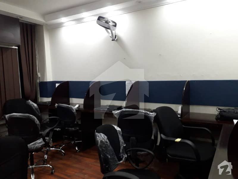 Best Chance 1850 Sq Ft Office On 140000 Monthly Rent For Sale Main Boulevard Gulberg