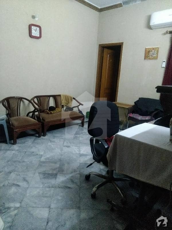 این ایف سی 1 لاہور میں 4 کمروں کا 7 مرلہ مکان 1.72 کروڑ میں برائے فروخت۔