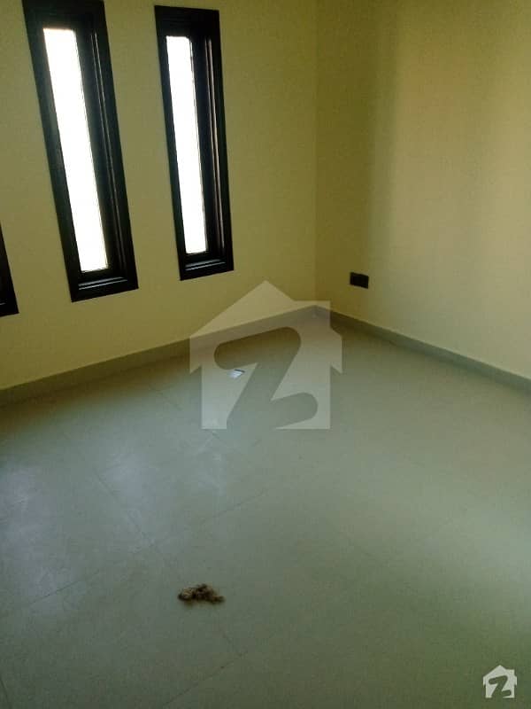 ڈی ایچ اے فیز 7 ایکسٹینشن ڈی ایچ اے ڈیفینس کراچی میں 4 کمروں کا 5 مرلہ مکان 4.25 کروڑ میں برائے فروخت۔