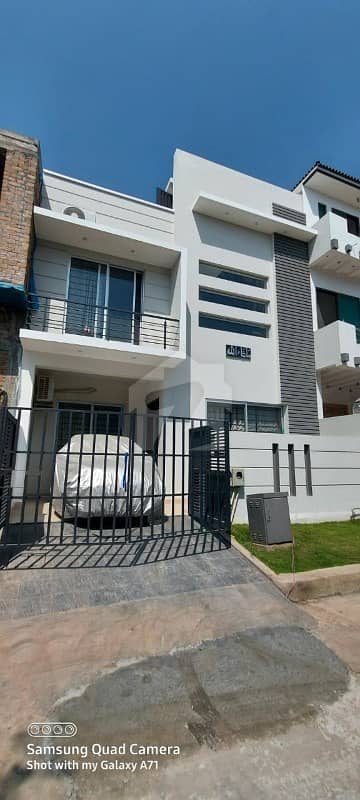 4 Marla Stunning House In Sector D124 On Investor Price