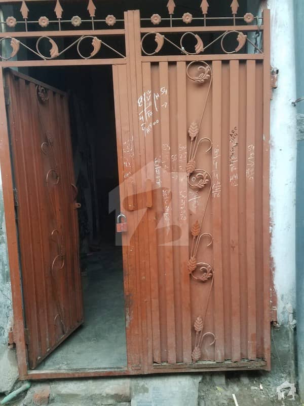 گلشن یاسین ہاؤسنگ سوسائٹی لاہور میں 6 کمروں کا 3 مرلہ مکان 35 لاکھ میں برائے فروخت۔