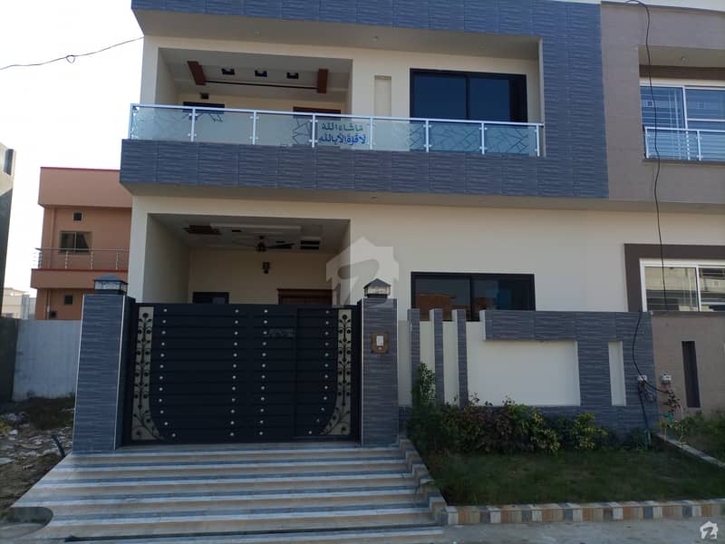 5 Marla House Ideally Situated In Dc Colony