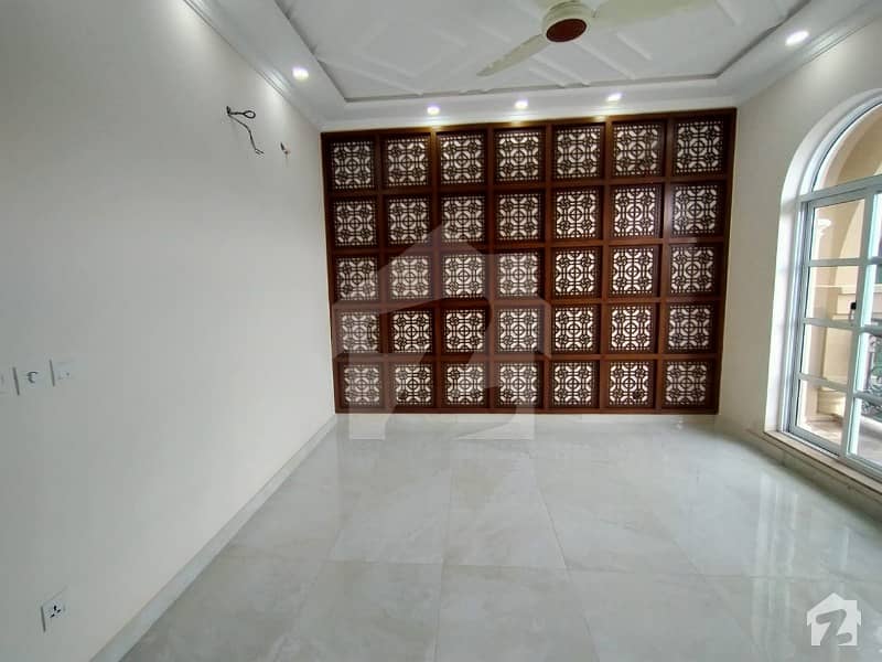 10 Marla Brand New Spanish Lower Lock Upper Portion For Rent In Dha Phase 8 In 55000