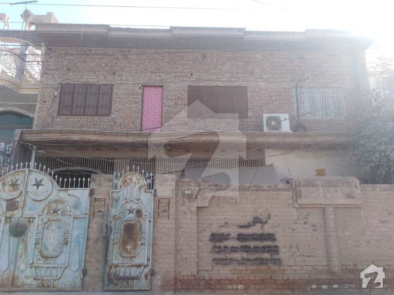 شاہ رُکنِ عالم کالونی ملتان میں 7 کمروں کا 10 مرلہ مکان 1.5 کروڑ میں برائے فروخت۔