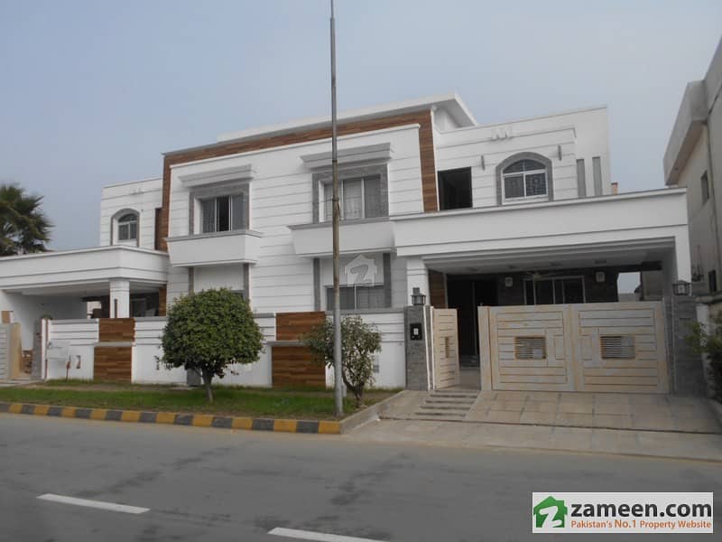 House Is Available For Sale In Gujranwala Garden Town