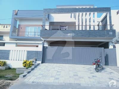 1 Kanal 50x90 Banglow For Sale In G13 Islamabad Brand New