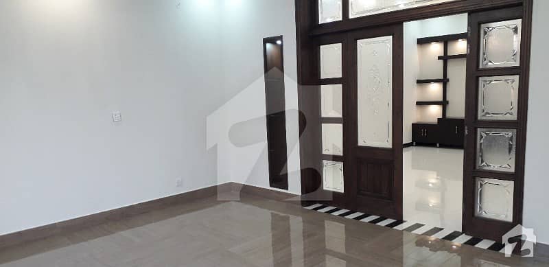 10 Marla Brand New Beautiful House On Rent Sectorm 2a In Lake City Lahore