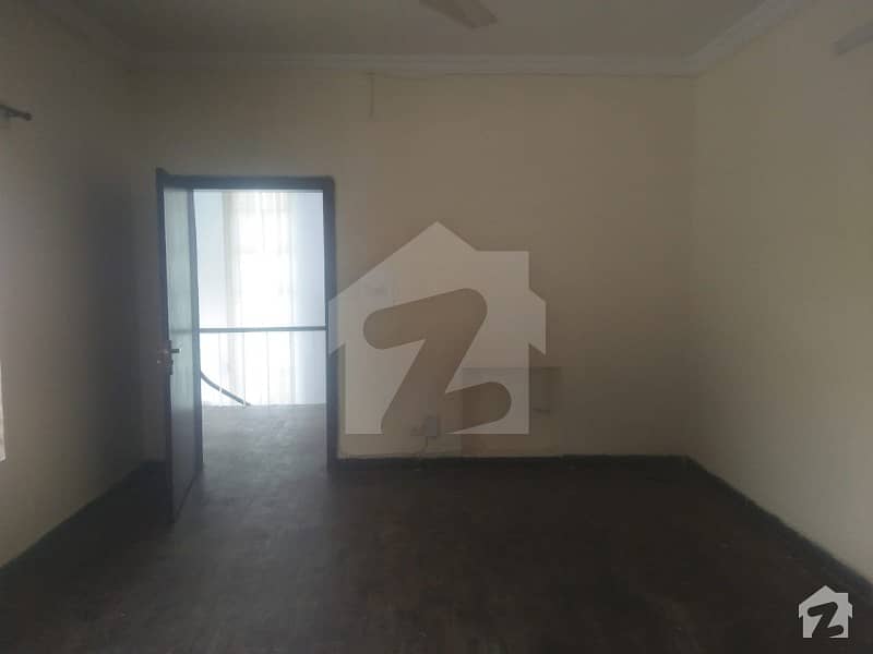 500 Sq Yd 02 Bedroom Upper Portion Is Available For Rent