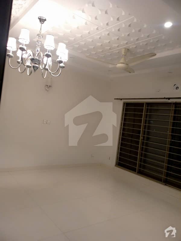 One Kanal New Upper Portion For Rent