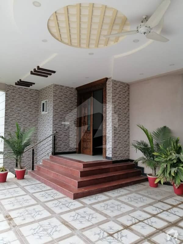 60x100 Triple Story 24 Marla House For Sale In G14 Islamabad