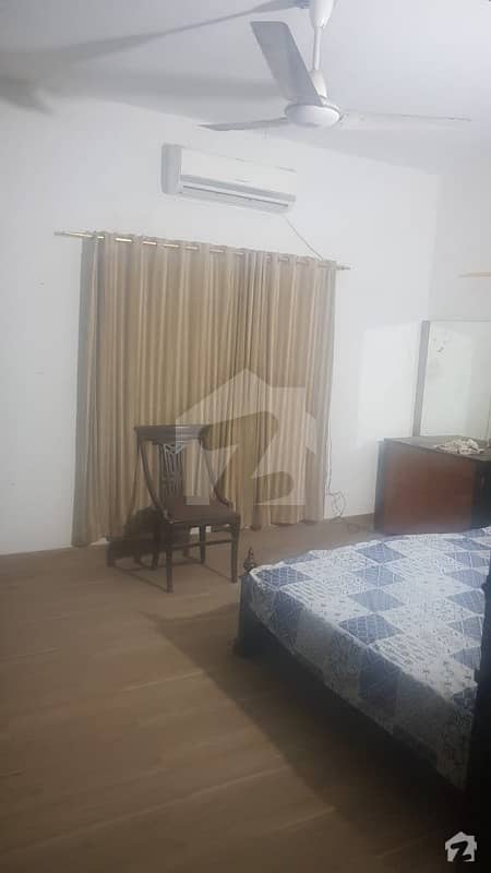 Only Female Fully Furnished Room In Dha Phase 1