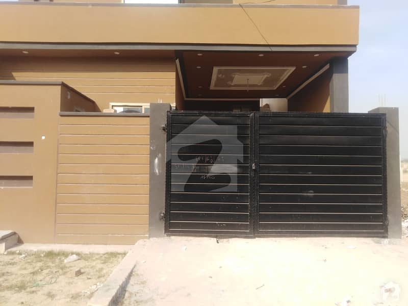5 Marla House In Rafi Qamar Road Is Available