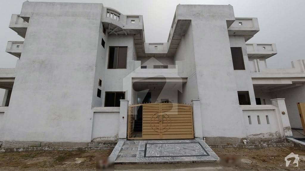 House In Nasheman-e-Iqbal For Sale