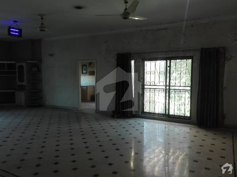 10 Marla House Situated In Fazaia Housing Scheme For Rent