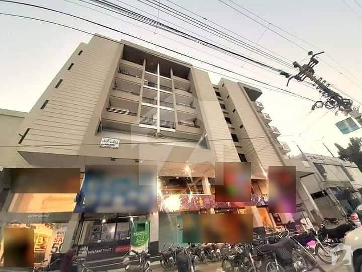 نارتھ ناظم آباد ۔ بلاک بی نارتھ ناظم آباد کراچی میں 3 کمروں کا 10 مرلہ فلیٹ 80 ہزار میں کرایہ پر دستیاب ہے۔
