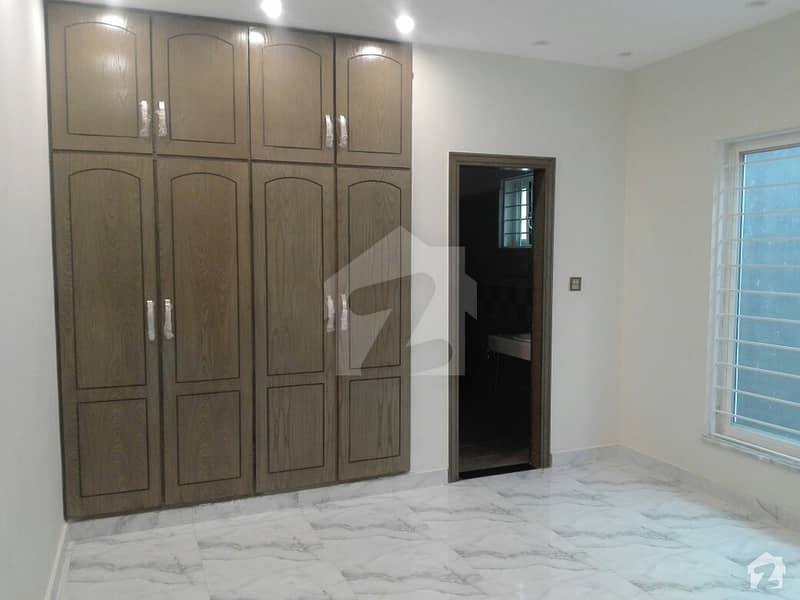 Centrally Located Upper Portion In Gulraiz Housing Scheme Is Available For Rent