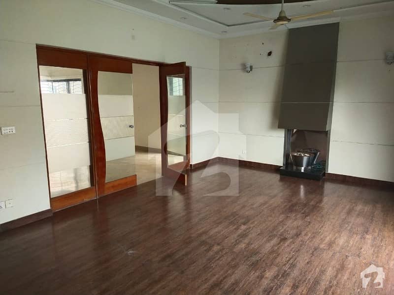 Ultra Modern Location One Kanal Lavish House Is Available For Rent In Phase 4