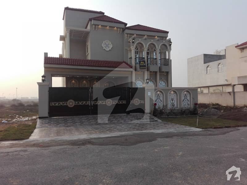 Gorgeous 10  Marla House For Sale Available In Dha Phase 7  Block X  Dha Defence