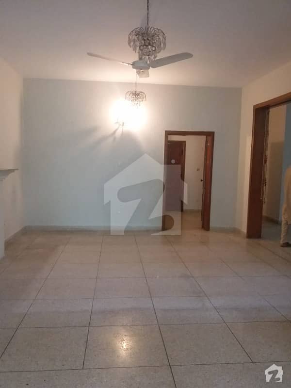 House For Sale In F10 On Very Good Location