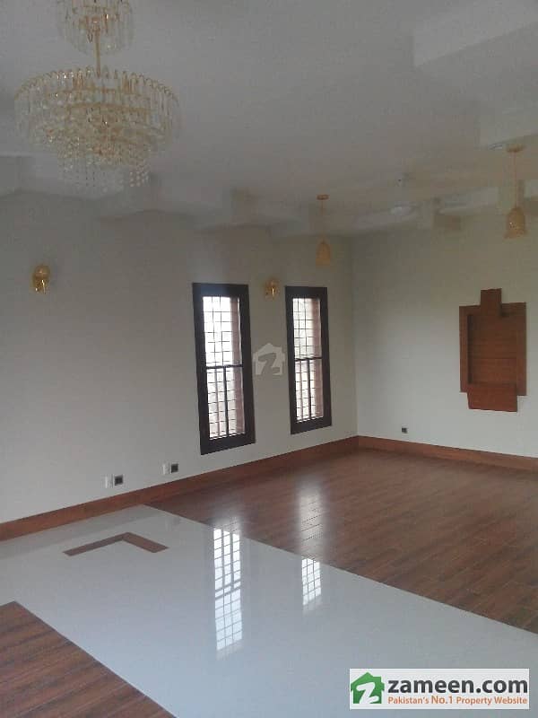Brand New 500 Square Yards Bungalow's Portion With 3 Bedrooms For Rent
