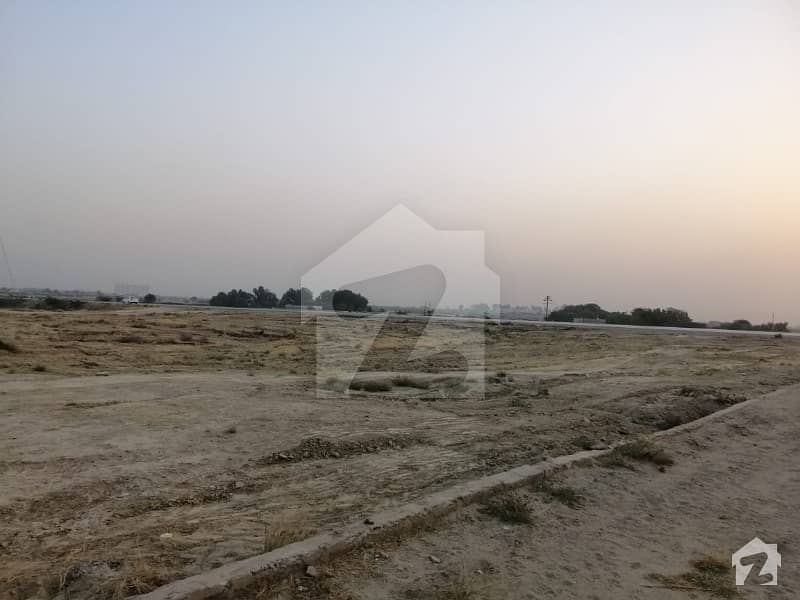 Commercial Plot Of 240  Square Feet In Northern Bypass Is Available
