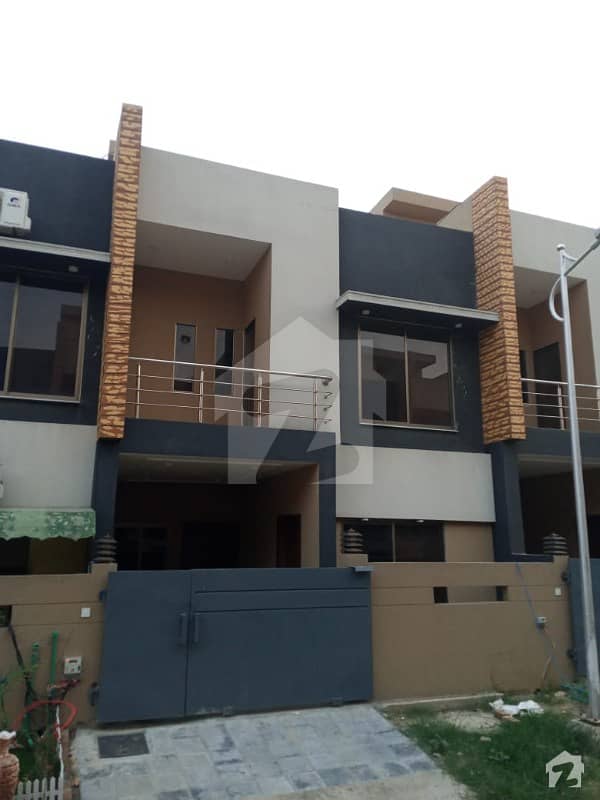 3 Beds Stylish Villa Very Ideal For Living Reasonable Price