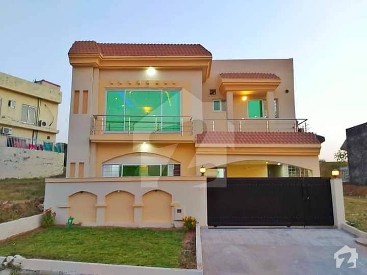 Park Face 8 Marla Brand New House For Sale Bahria Town Phase 8 Safari Valley